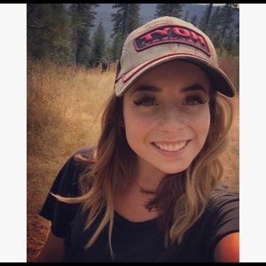 Meet your Posher, Haley