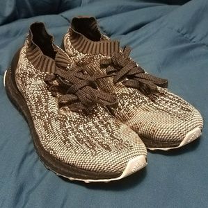 Adidas UltraBOOST Uncaged mens sz.8- like new!