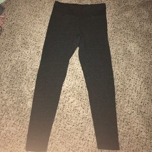 2 Aeropostale leggings