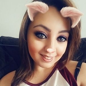 Meet your Posher, Karina