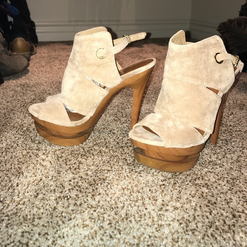Jessica Simpson Tan Suede Platform Heels-NBW!