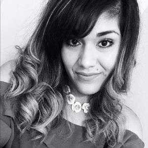 Meet your Posher, Mayrha