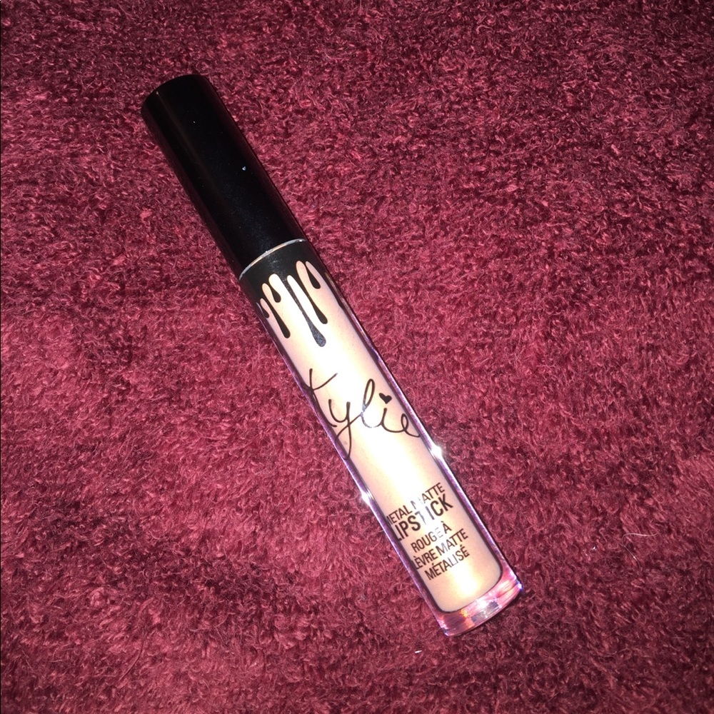 Kylie Cosmetics Metal Matte Lipstick