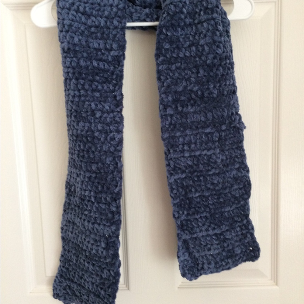 Blue Sweater Scarf - Picture 2 of 3