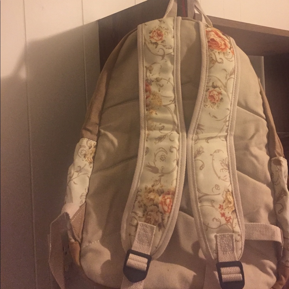 Floral backpack - Picture 2 of 2