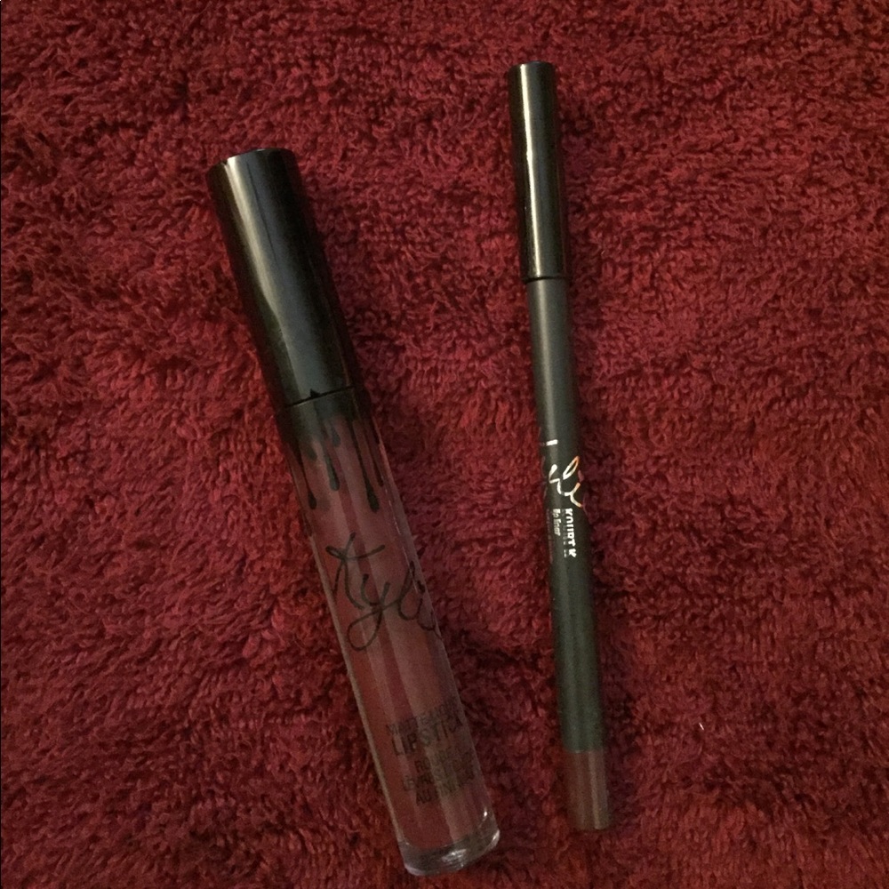 Kylie Cosmetics Lipkit in 'Kourt K'