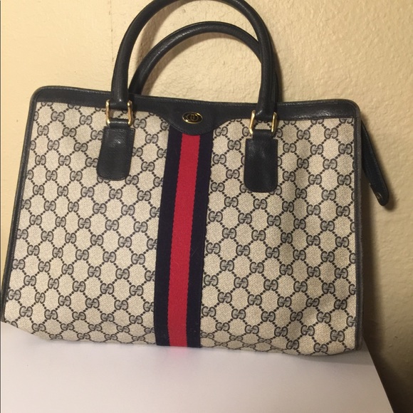 Gucci Handbags - ⚡️FLASH SALE⚡️Vintage Gucci Monogram Satchel