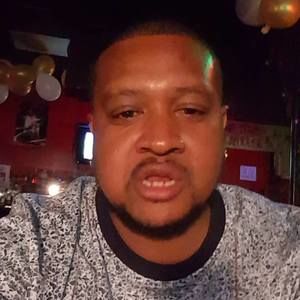 Meet your Posher, Romelle