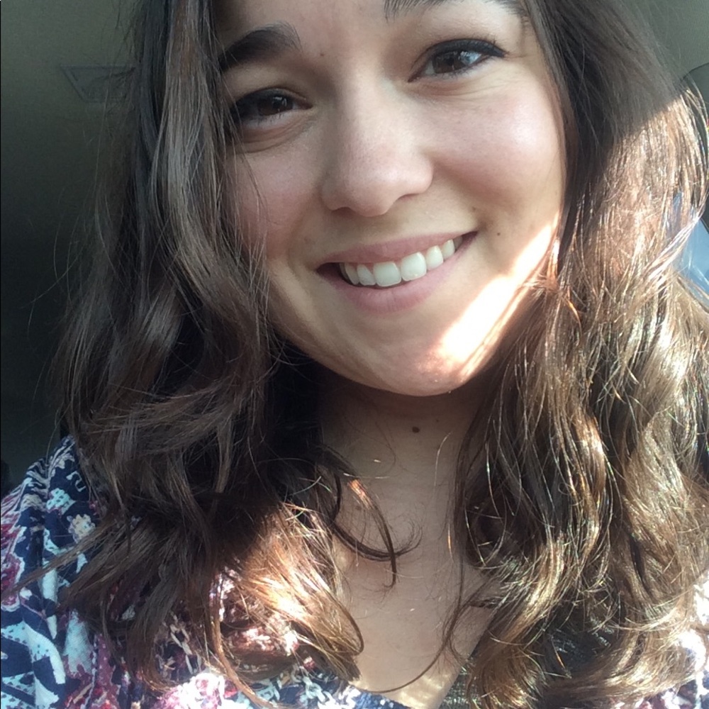 Meet your Posher, Emily