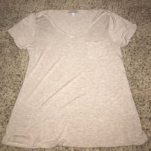 Basic beige tee