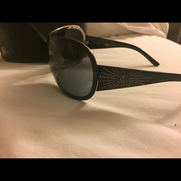 Chanel Sunglasses main image 5