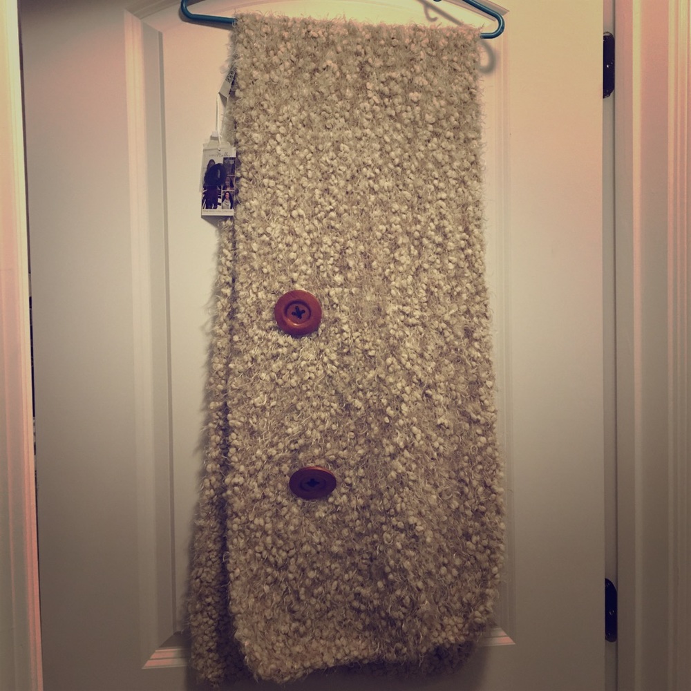 Simply Noelle wrap! NWT