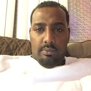 Meet your Posher, Essam