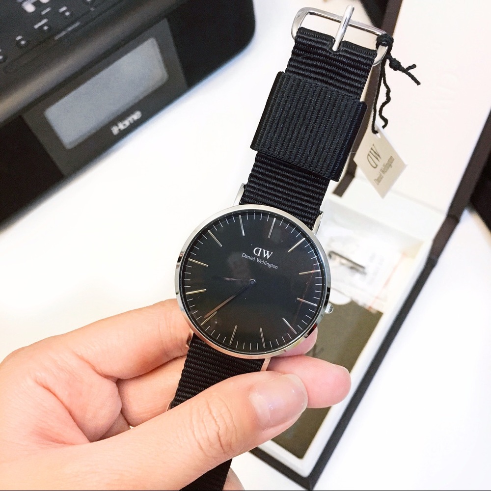 Daniel Wellington Classic Black (Cornwall) ⌚️