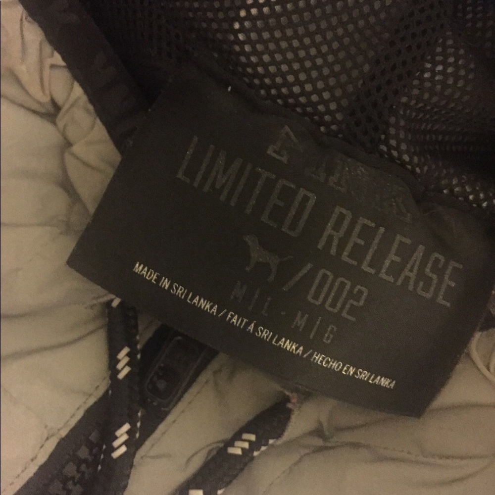 Pink jacket ! - Picture 3 of 4