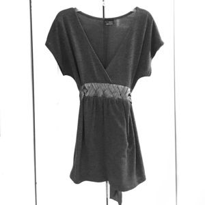 Grey top with silvery ribbon
