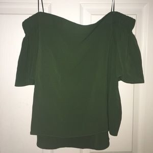 Off the shoulder tee 😍💕