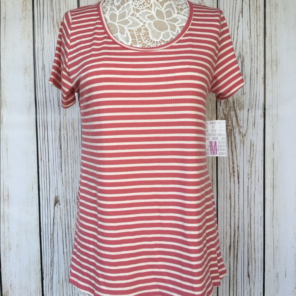 Lularoe Medium classic T ribbed with pink stripes!