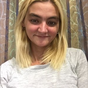 Meet your Posher, Becky