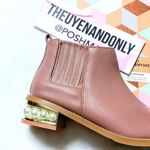 🎉HPx2🎉SALE Catherine Malandrino Rose Gold Bootie - Picture 4 of 8