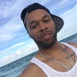 Meet your Posher, Freddric