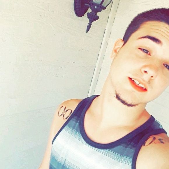 Meet your Posher, Blake - Picture 1 of 1