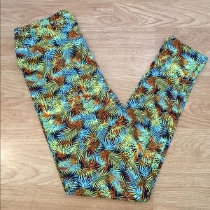 Fern palm leaf leggings