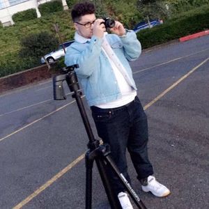 Meet your Posher, Joshua