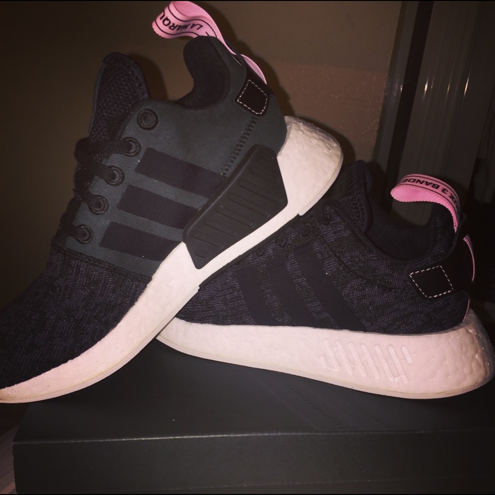 ADIDAS NMD_R2 W (SOLD)