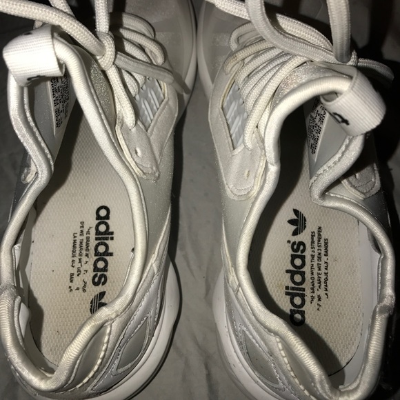 White adidas tubular men's 9.5 - Picture 5 of 8