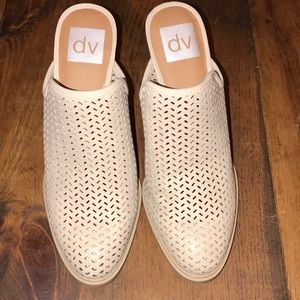 DV Perforated Mules