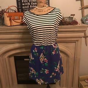 🆑 Inspired hearts dress. Large.