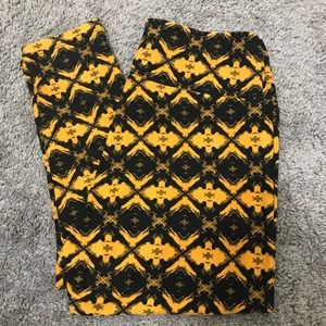 Lularoe black and orange pattern leggings