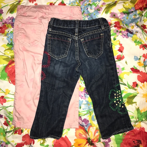 🎊*CLOSET CLEAN OUT SALE!*🎊 Pair of babyGap jeans - Picture 6 of 7