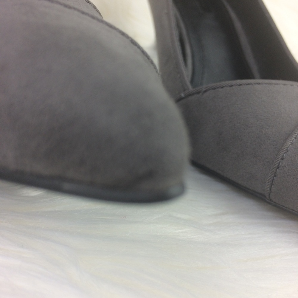 SOLD Zara Heels - Picture 3 of 8