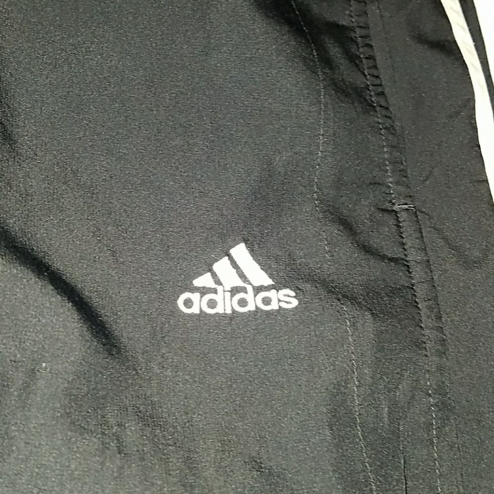 Adidas - Picture 2 of 4