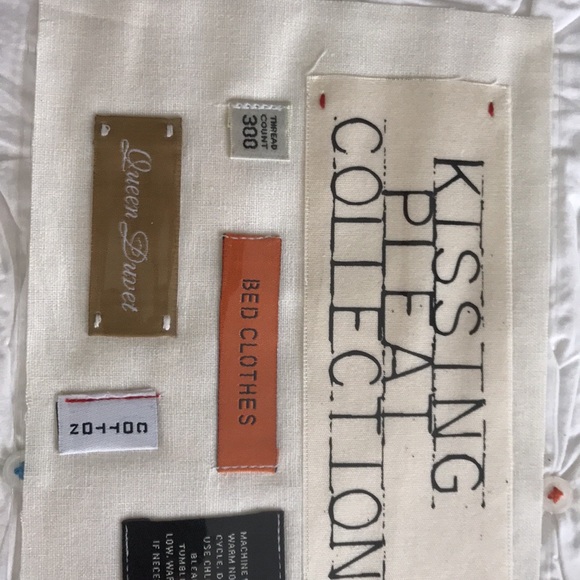 NWT 🍒 Anthro Kissing Pleats Duvet + Sham🍒 - Picture 5 of 7