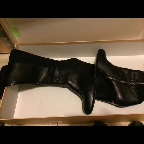 Michael Kors Black boots - Picture 1 of 1
