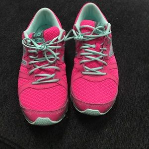 New Balance Sneakers