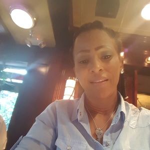 Meet your Posher, Rhonda