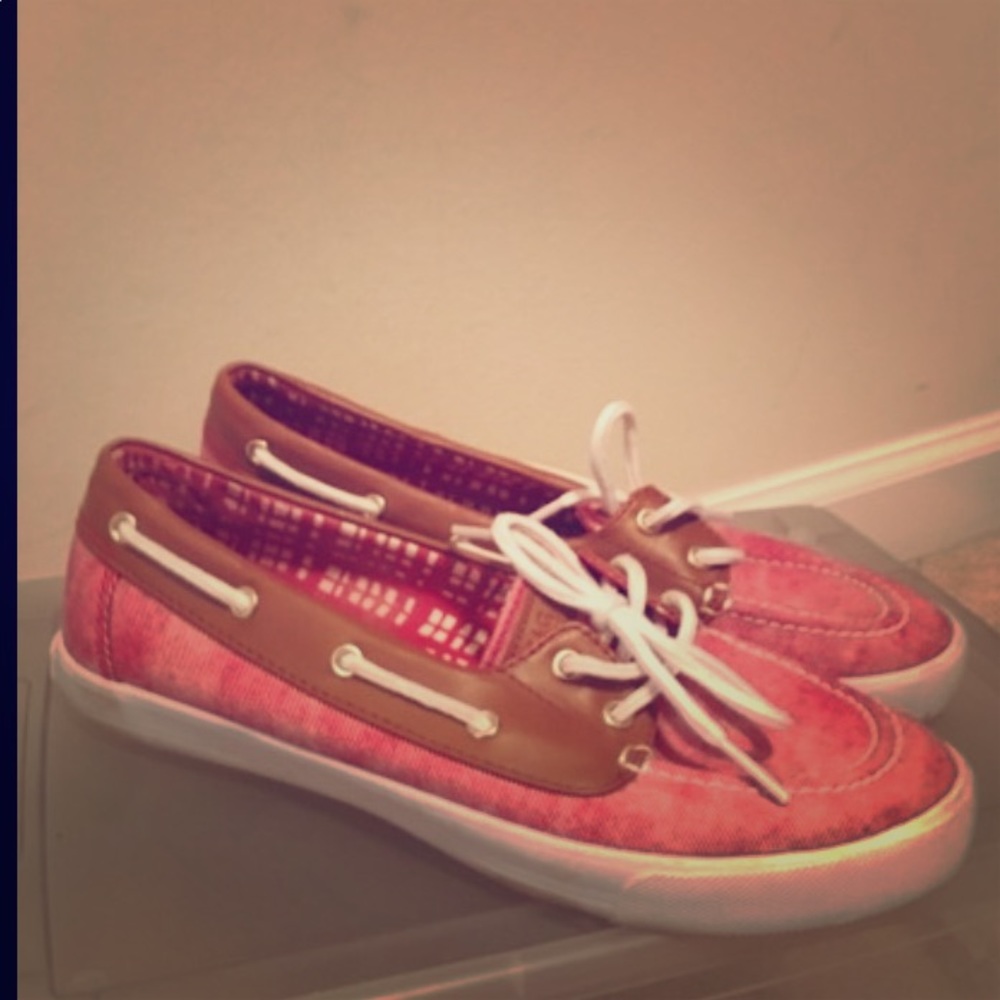 Tommy Hilfiger Pink Boat Shoes 7.5