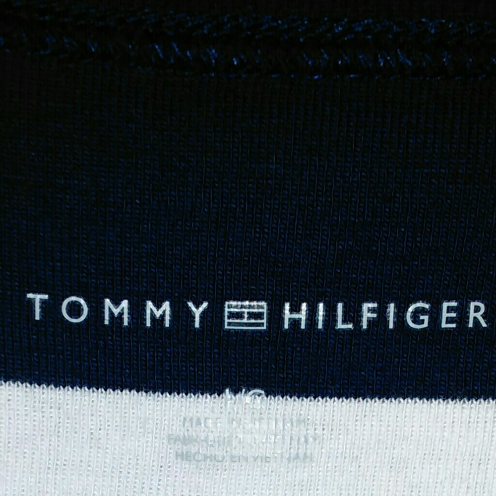 TOMMY HILFIGER TEE SHIRT - Picture 4 of 4