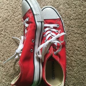Red woman's converse