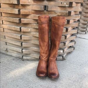 Woman's size 8.5 Frye boots