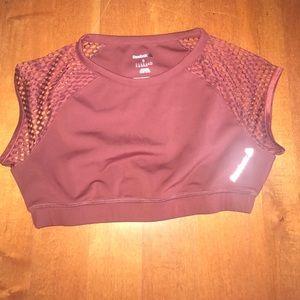 Women's small reebok shirt