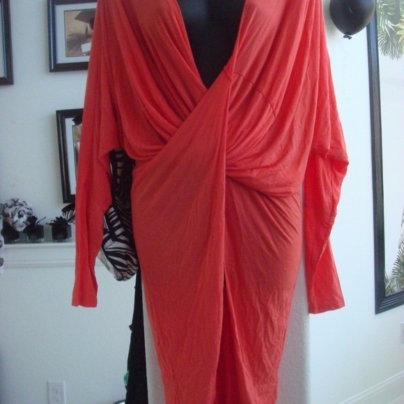 FREE PEOPLE SEXY DEEP V NECKLINE TUNIC HIGH LOW - Picture 2 of 4