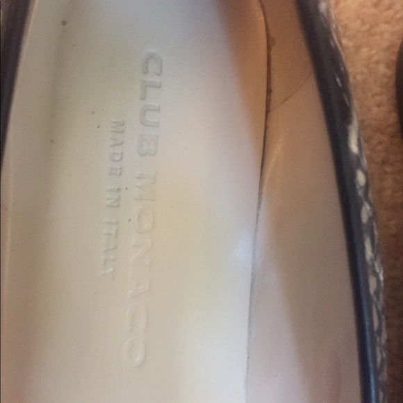Club Monaco Snake Skin flats - Picture 3 of 5