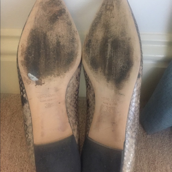 Club Monaco Snake Skin flats - Picture 4 of 5