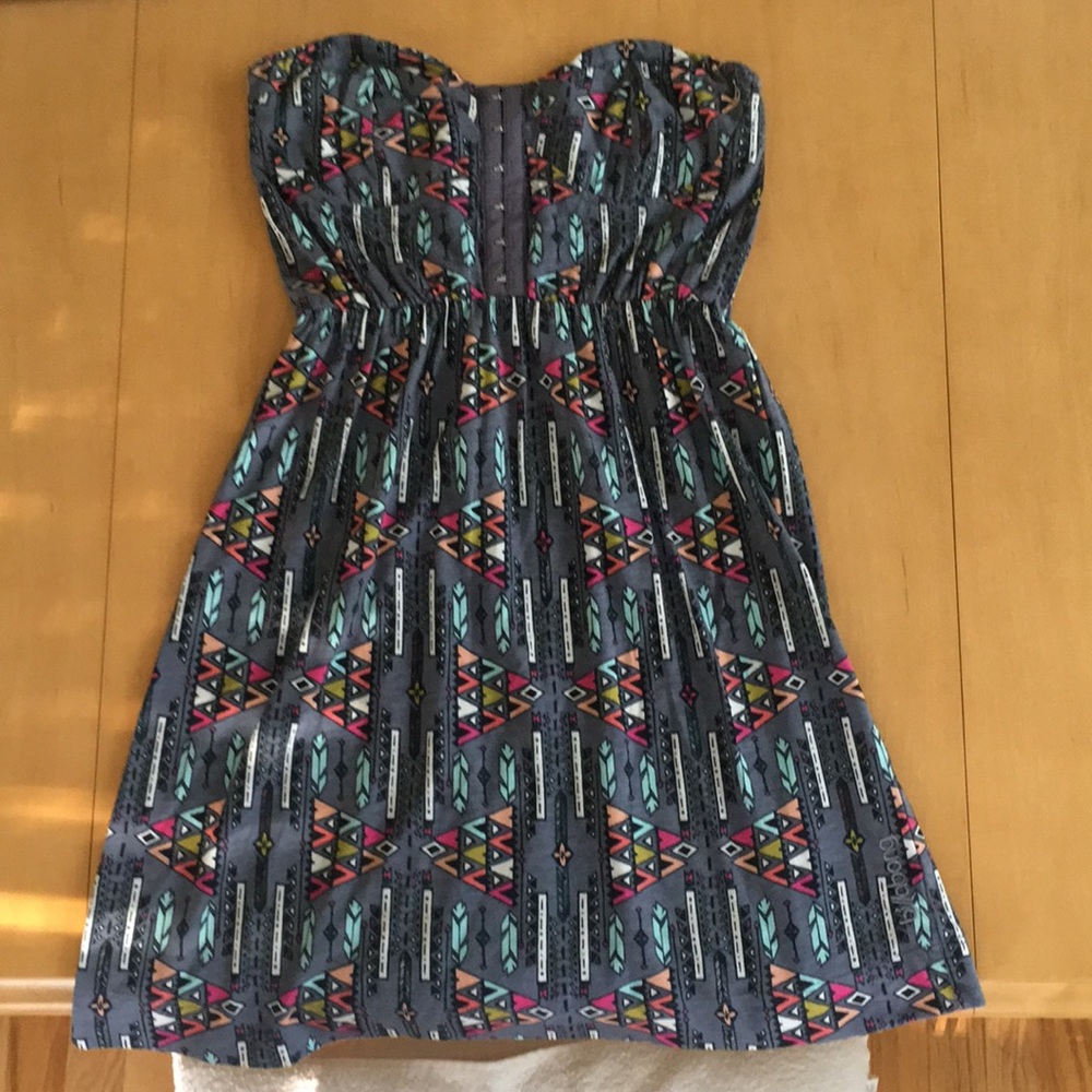 Billabong Tribal pattern strapless dress