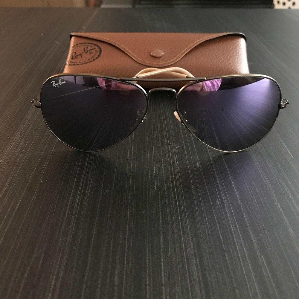 Ray•Ban woman's sunglasses purple lens